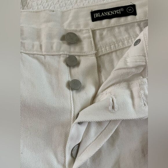 [BLANKNYC] Premium Distressed Antique White Denim Shorts Button Fly SZ 31 NWT - Picture 8 of 11